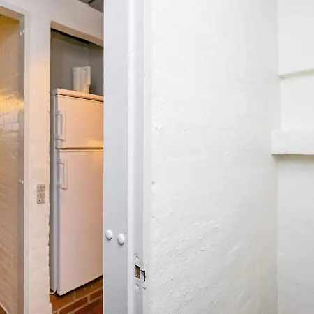 Apartment Ii